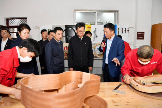 珠海市黨政代表團(tuán)赴遵義考察，深化東西部協(xié)作共促職業(yè)教育發(fā)展